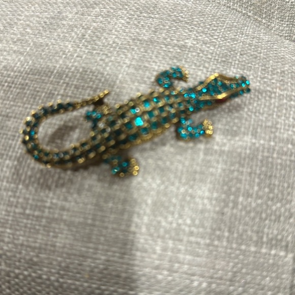 Elegant Gold and Blue Reptile Brooch NEW - Picture 2 of 6